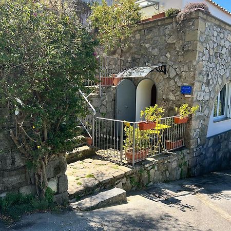 Villa Valentina Suite ماسّا لوبْرينسِ المظهر الخارجي الصورة