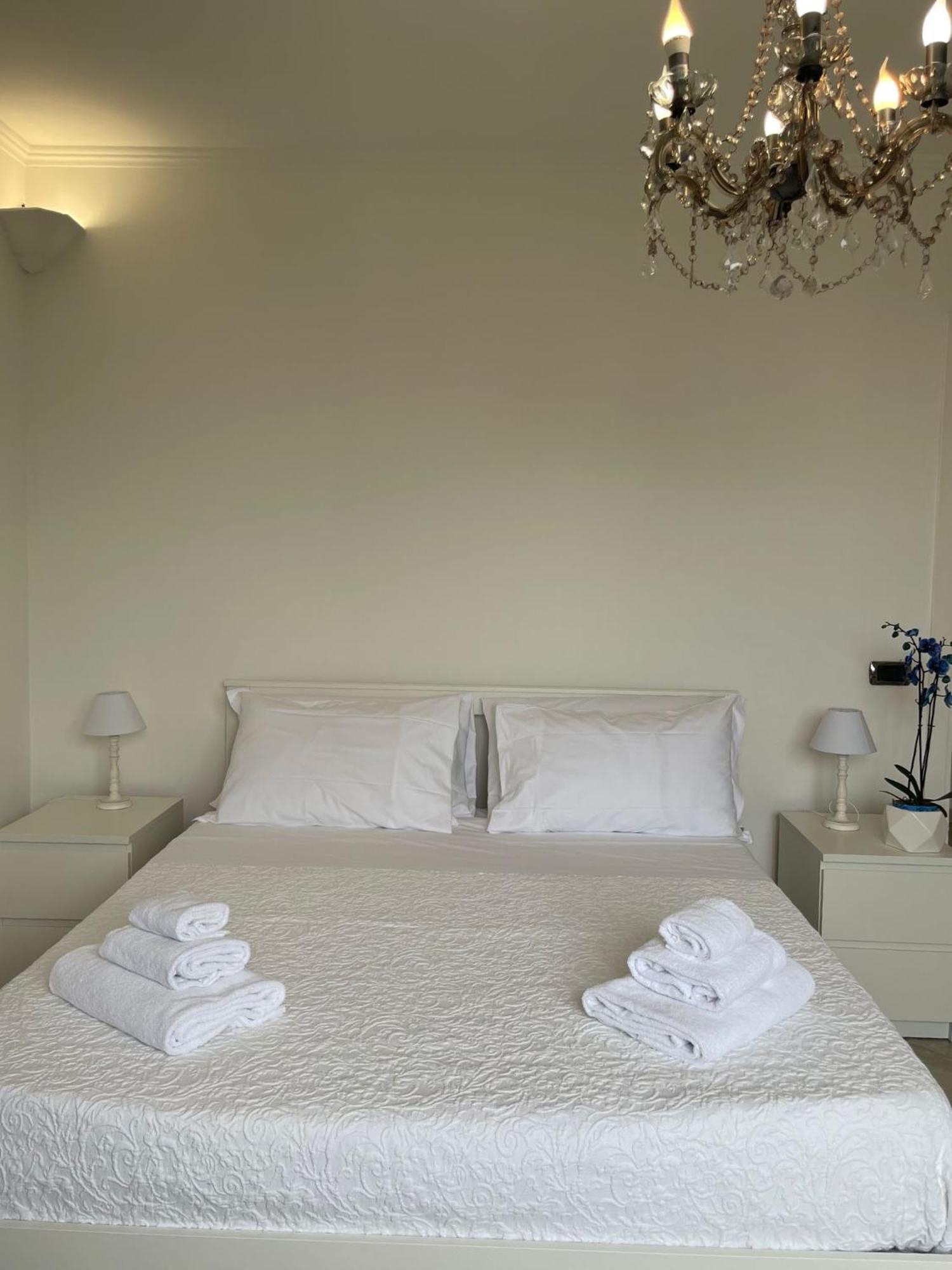 Villa Valentina Suite ماسّا لوبْرينسِ المظهر الخارجي الصورة