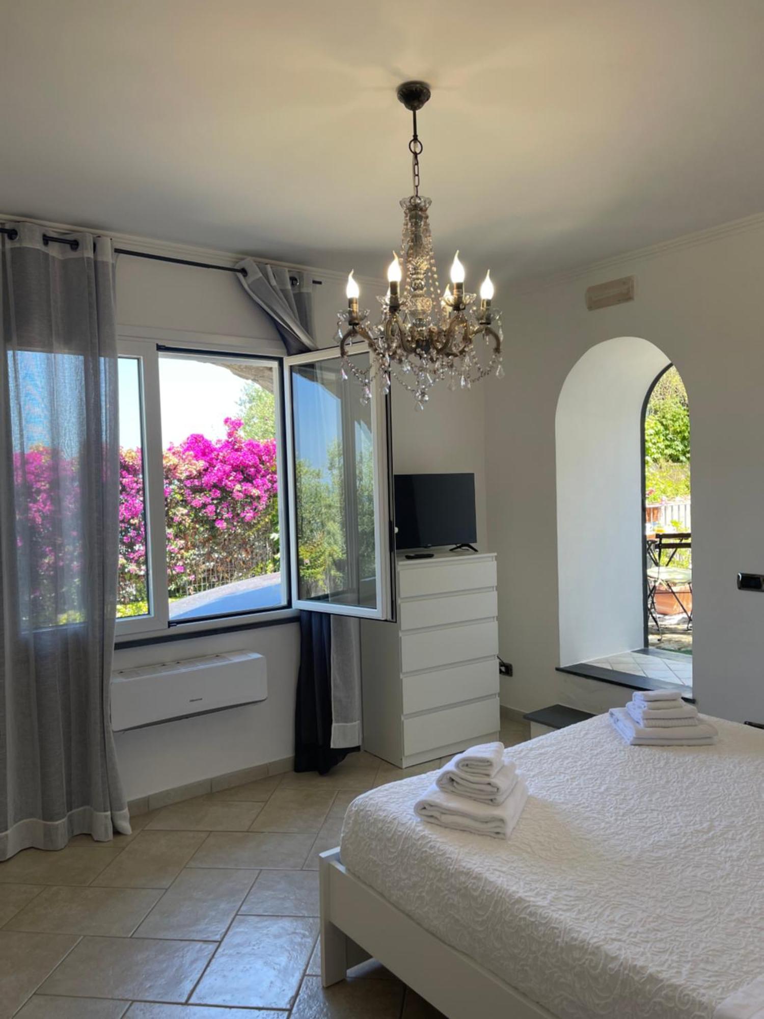 Villa Valentina Suite ماسّا لوبْرينسِ المظهر الخارجي الصورة