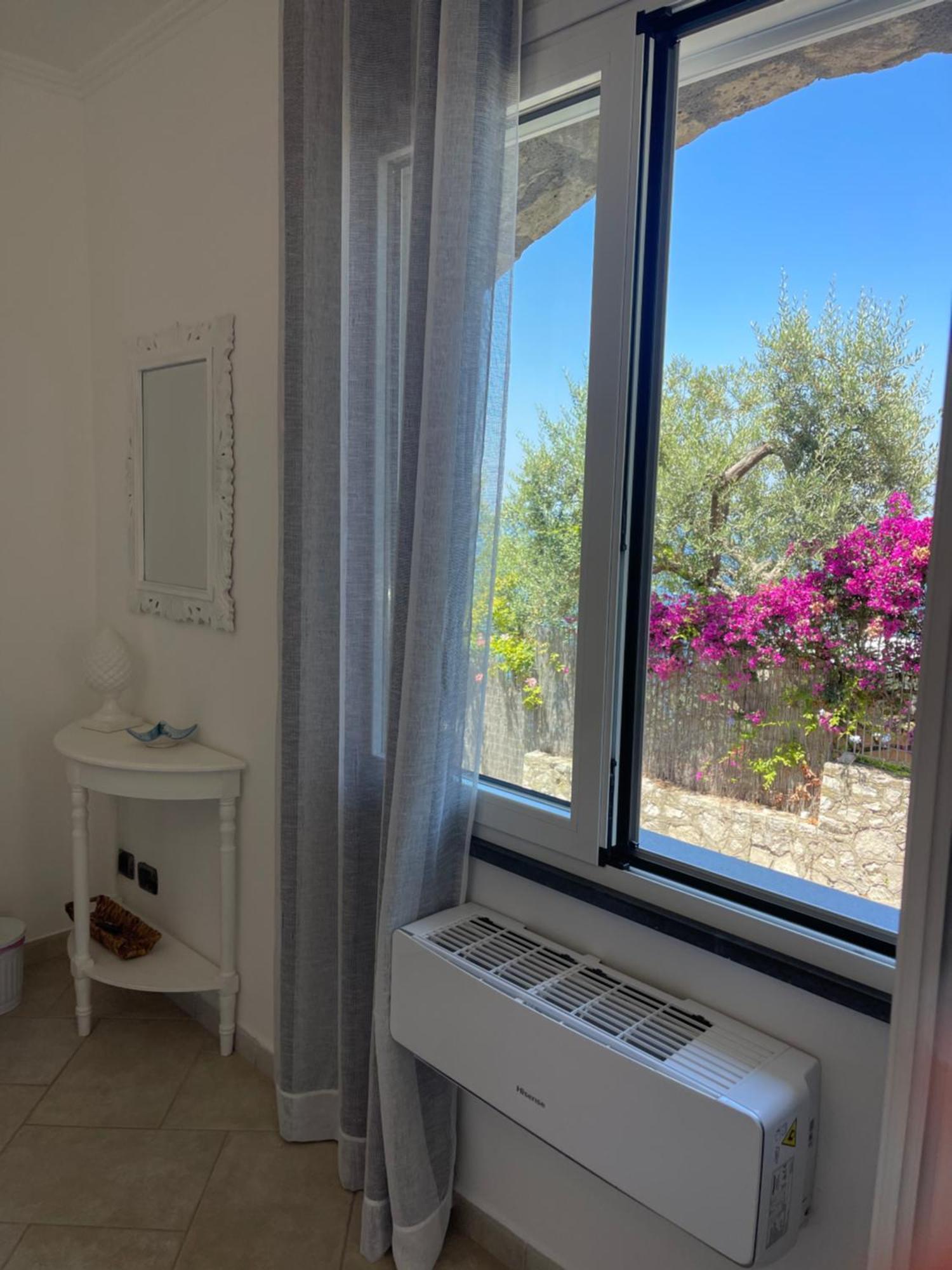 Villa Valentina Suite ماسّا لوبْرينسِ المظهر الخارجي الصورة