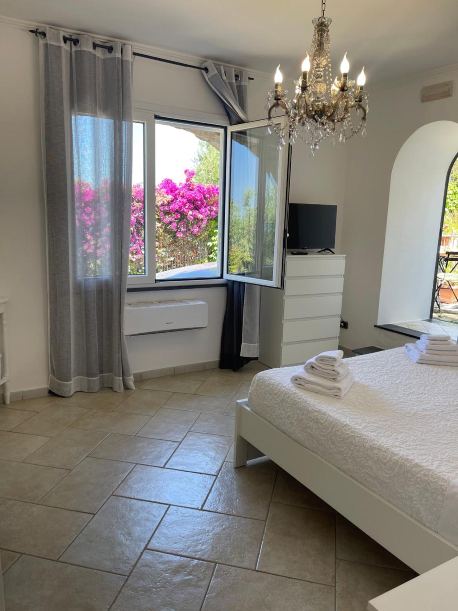 Villa Valentina Suite ماسّا لوبْرينسِ المظهر الخارجي الصورة