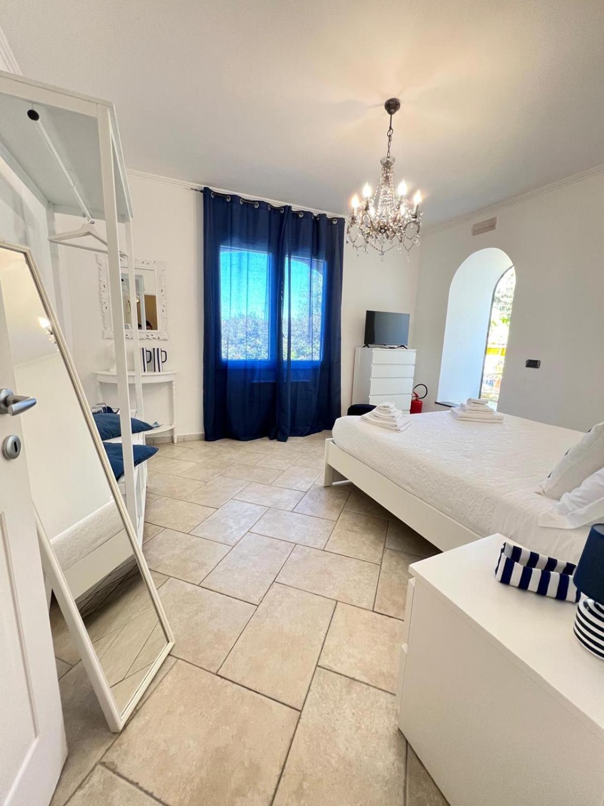 Villa Valentina Suite ماسّا لوبْرينسِ المظهر الخارجي الصورة